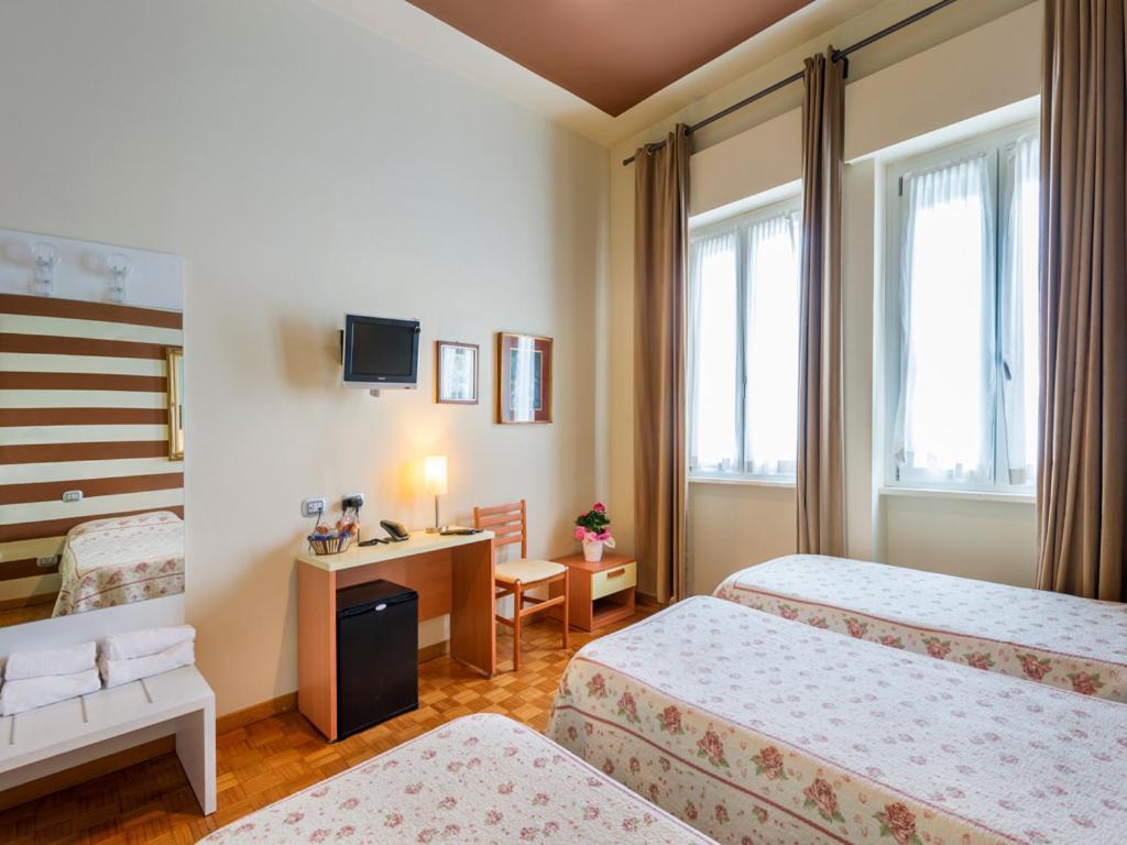 Hotel San Giorgio Tavazzano Extérieur photo